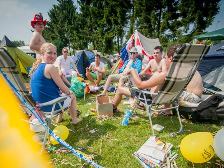 Gasflesjes op camping Rock Werchter 2016' | Festileaks.com